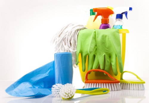 Professional oven cleaning service for a Wandsworth kitchen